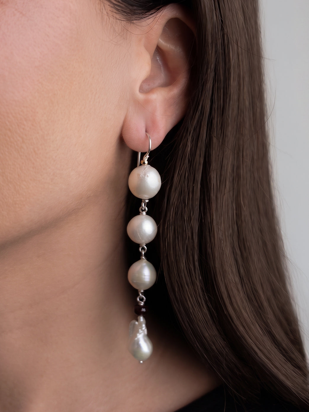 Pearl Drop Earrings with Garnet Highlight