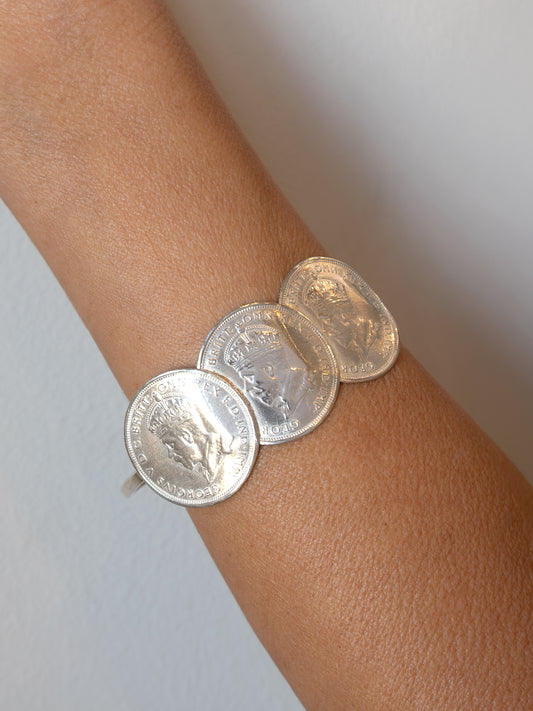 Fiorina Jewellery King George Bangle Model