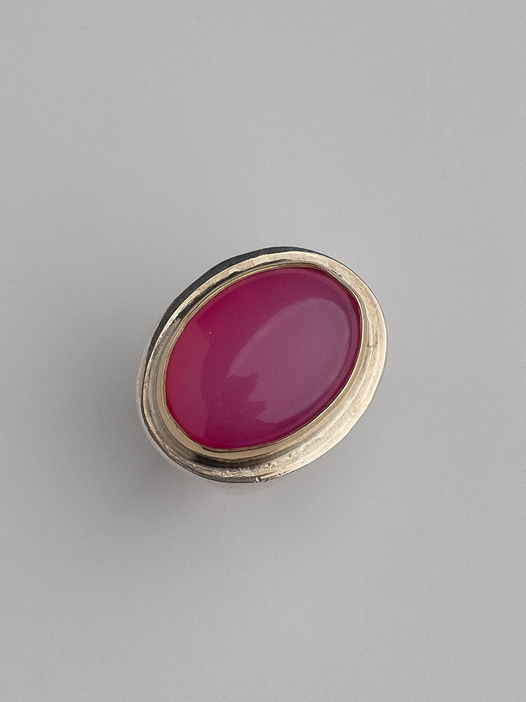 Bullseye Ring with Magenta Agate, Size L 1/2