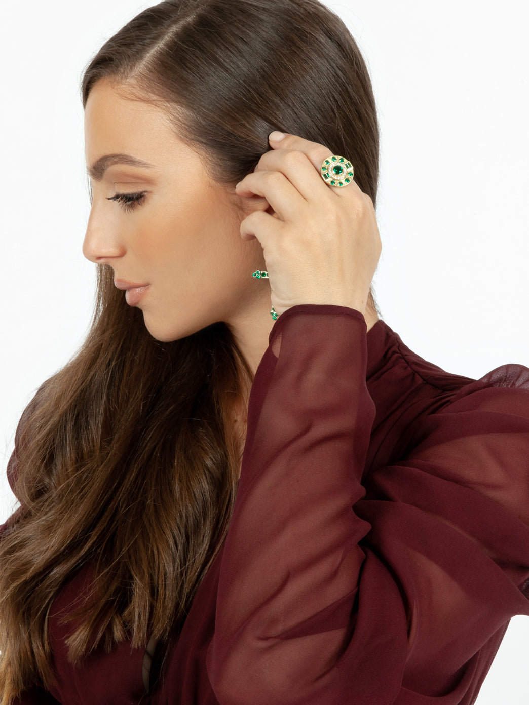 Fiorina Jewellery Aztec Ring Emerald Model