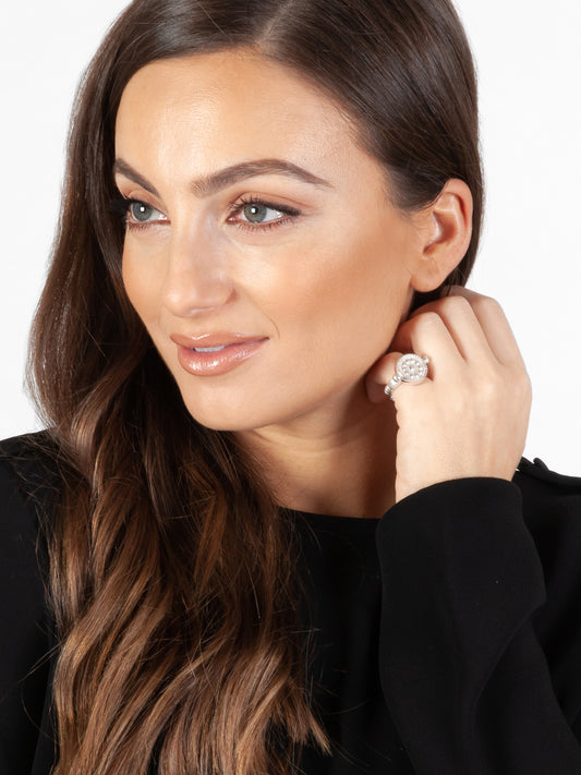 Fiorina Jewellery Etruscan Ring Model