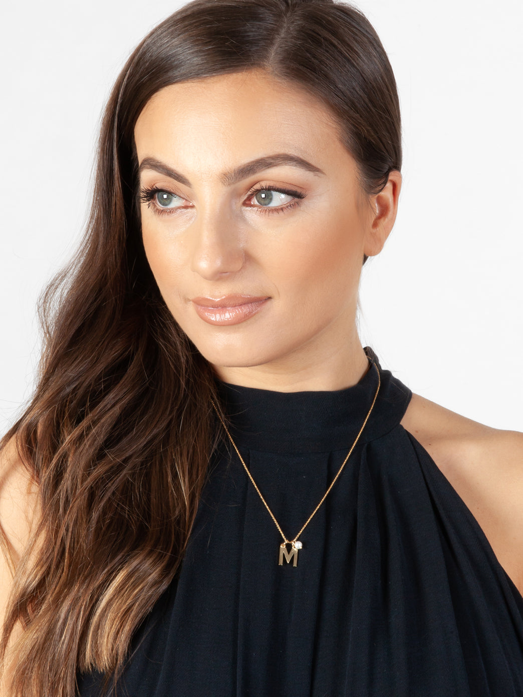 Fiorina Jewellery Gold Alphabet Street Necklace Model