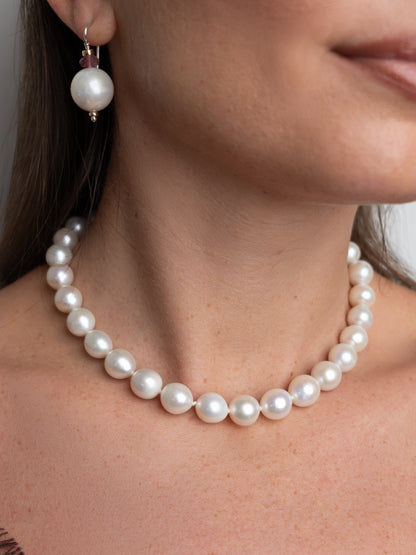 Pearla Choker