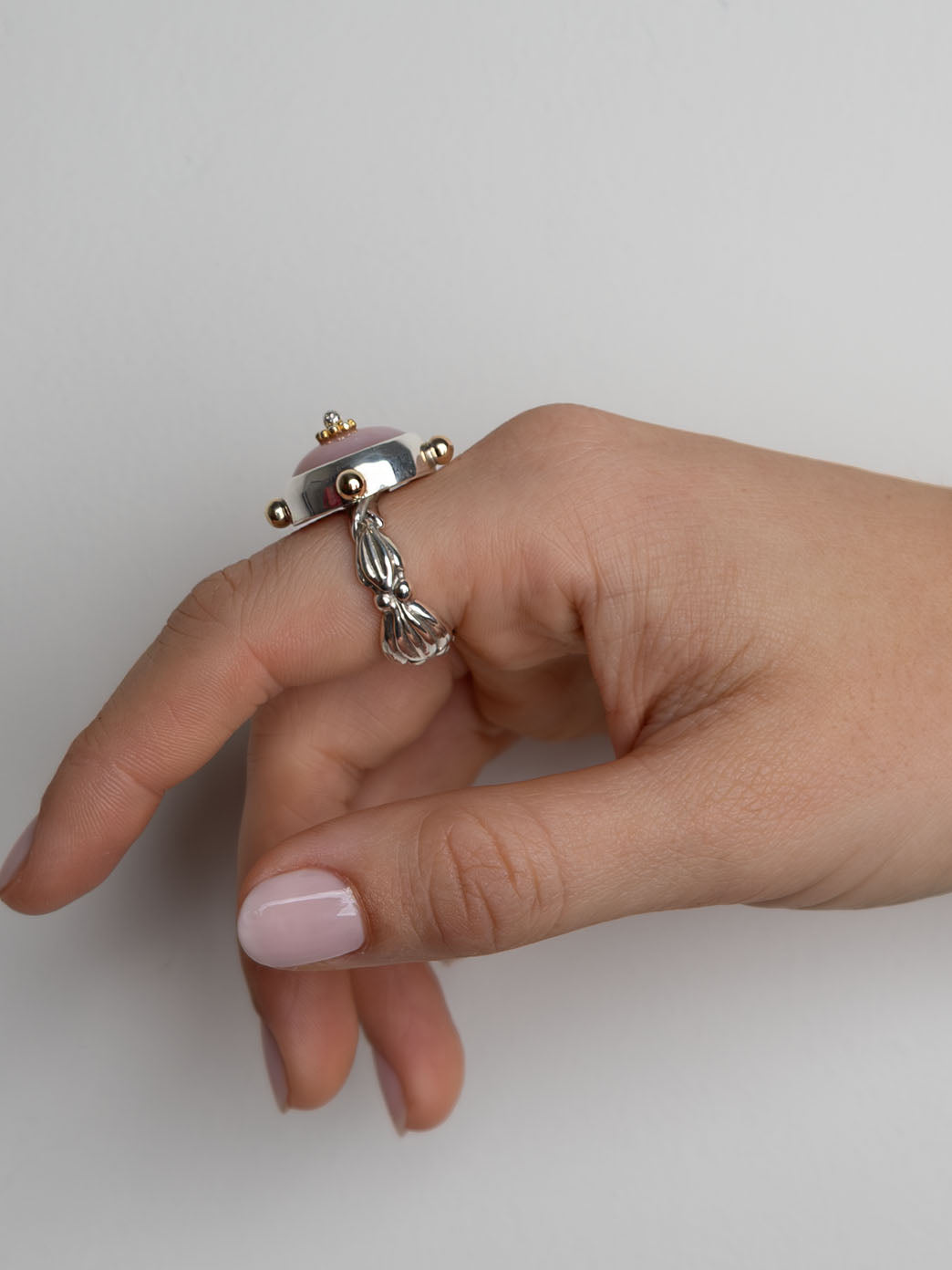 Fiorina Jewellery Blush Ring Model