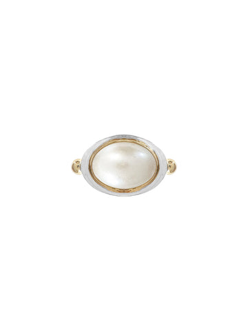 Venus Pearl Oval Ring