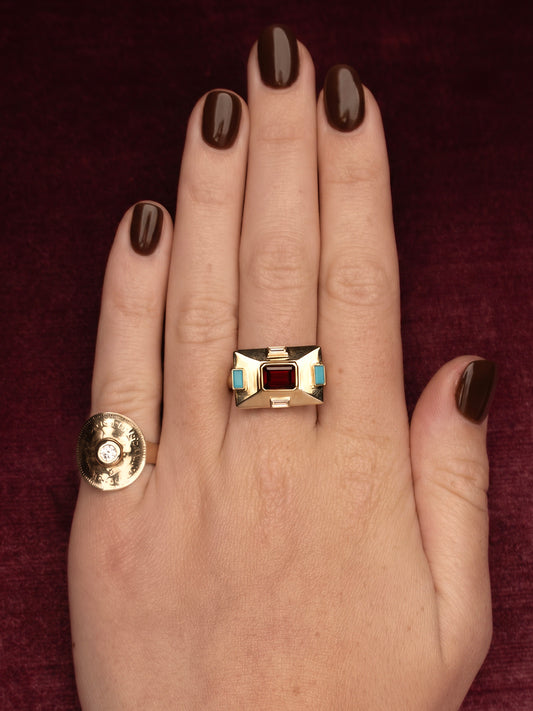 Fiorina Jewellery Gold Galleria Ring Model