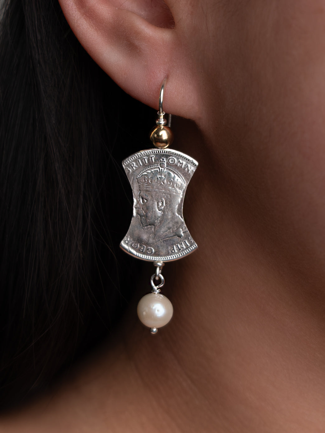Coin Cutout Earrings with Pearl