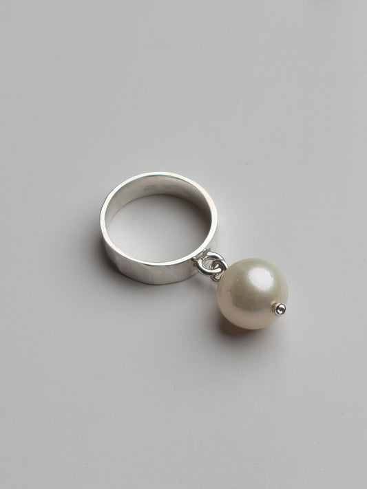 Pearl Flip Pinkie Ring