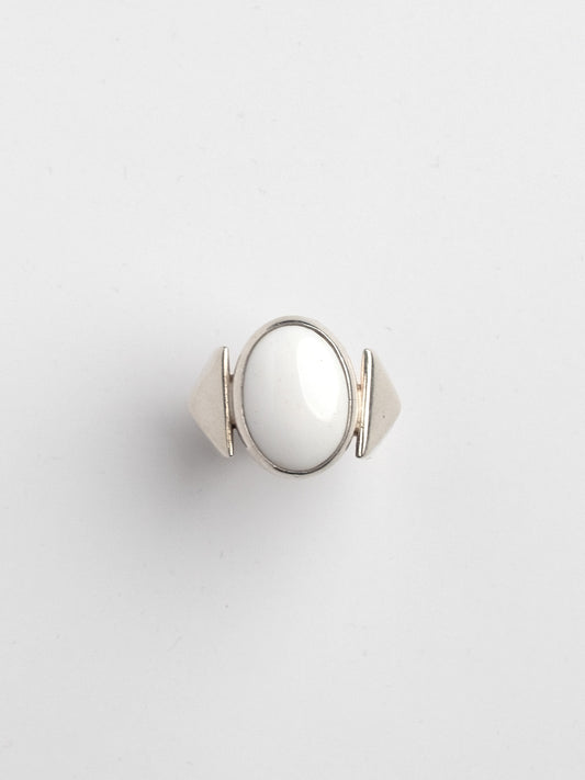 White Agate Cadillac Ring, Size L1/2