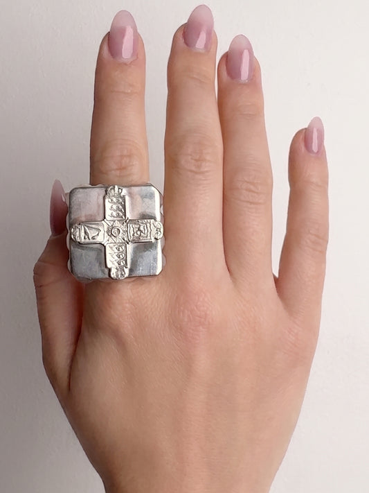 Gladiator Box Ring