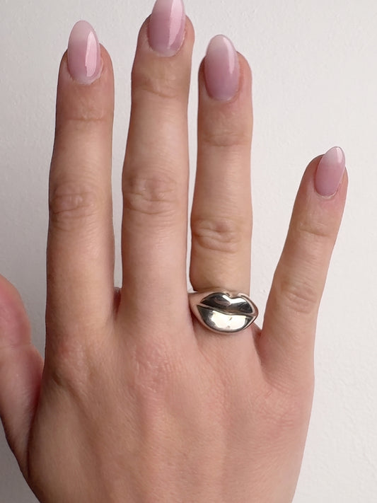 Kiss Me Ring, Size K 1/2