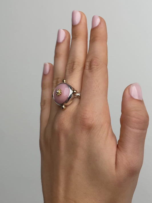 Fiorina Jewellery Blush Ring Model