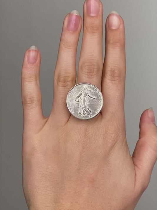Fiorina Jewellery French Table Top Ring