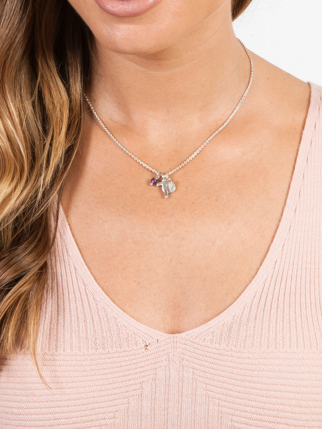 Fiorina Jewellery Alphabet Street Necklace Model