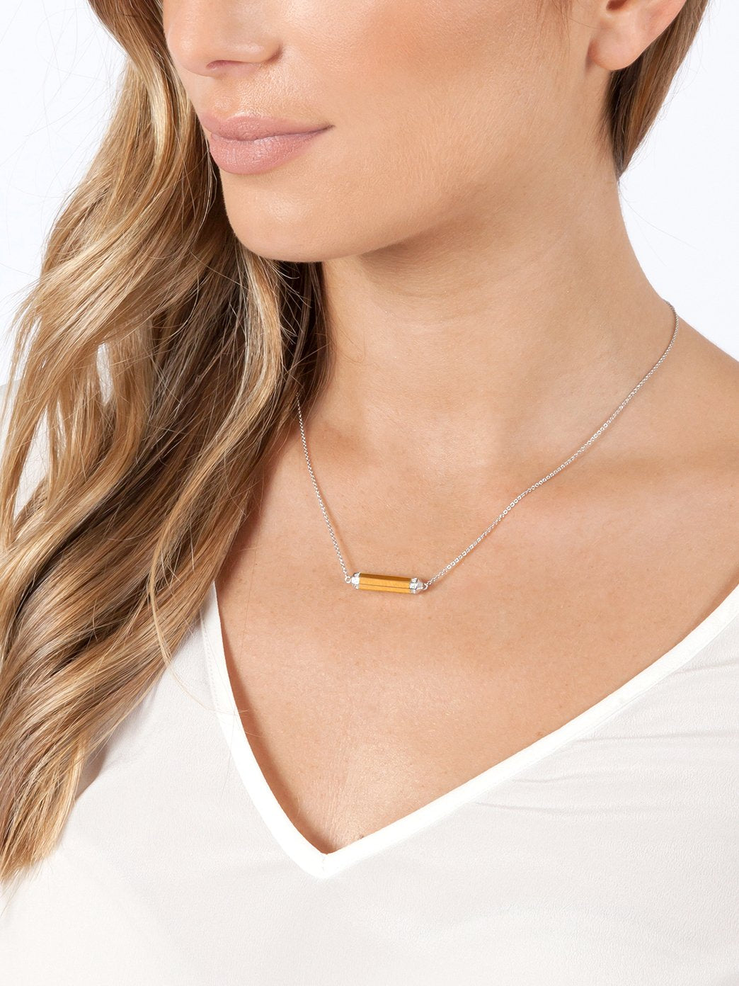 Fiorina Jewellery Manifest Yellow Gold Bar Necklace