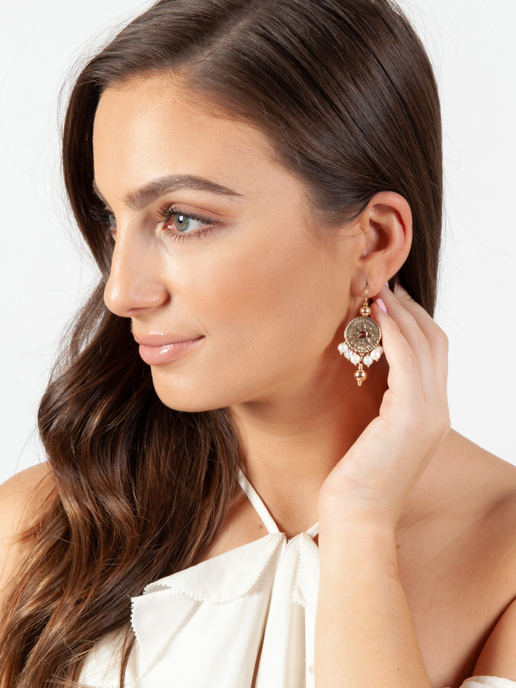 Fiorina Jewellery Gold Joy Pearl Earrings Model