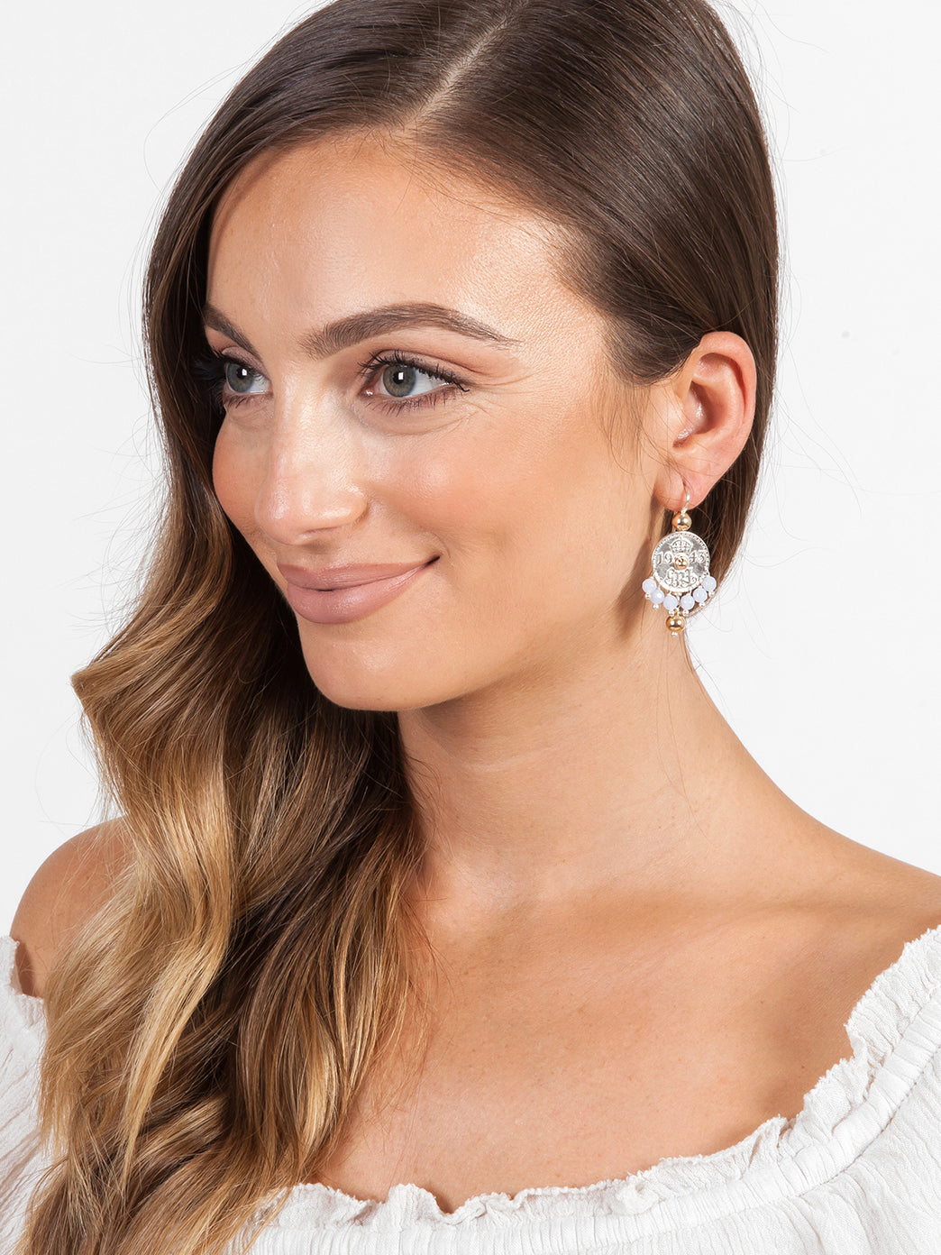 Fiorina Jewellery Joy Earrings Chalcedony Model