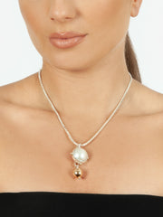 Fiorina Jewellery Pearl Drop Necklace Model