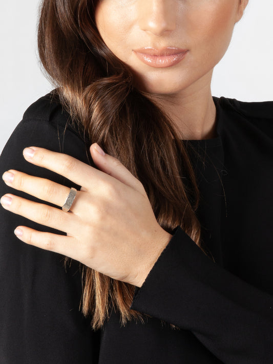 Fiorina Jewellery Small Jordan Ring Model